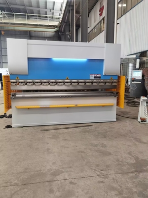 100 Ton 200 Ton Endüstriyel Bükme Abkant Pres Makinesi 4 Metre 3m 4 Feet 5 Ayak
