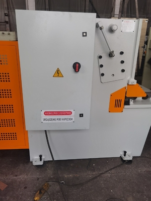 Otomatik CNC Hidrolik Kesme Makinesi Hafif Çelik Metal